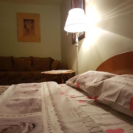House Hotel Apartments 2 Rivne Esterno foto
