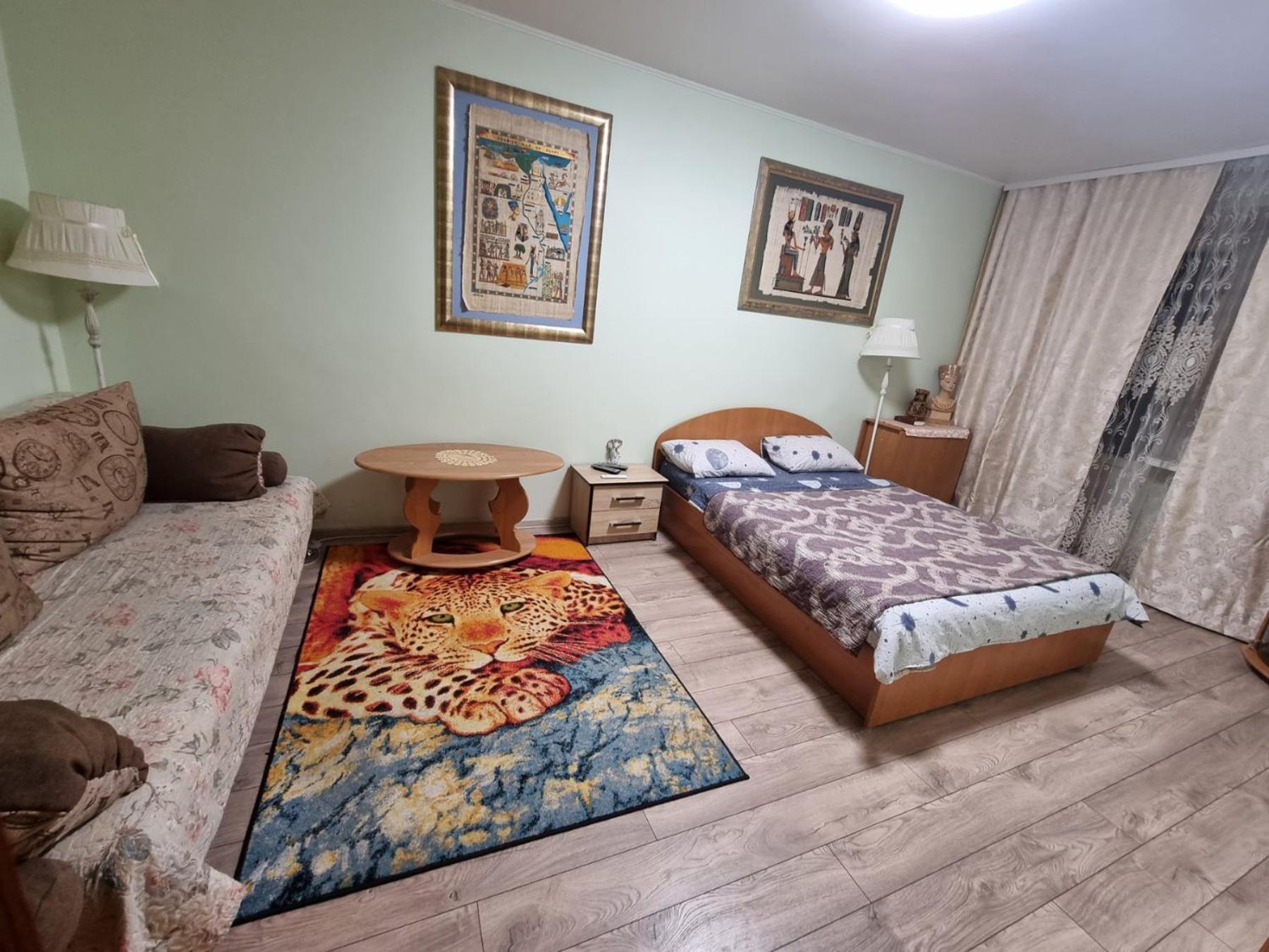 House Hotel Apartments 2 Rivne Esterno foto