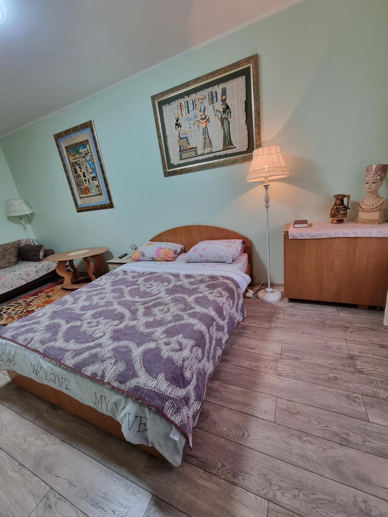 House Hotel Apartments 2 Rivne Esterno foto
